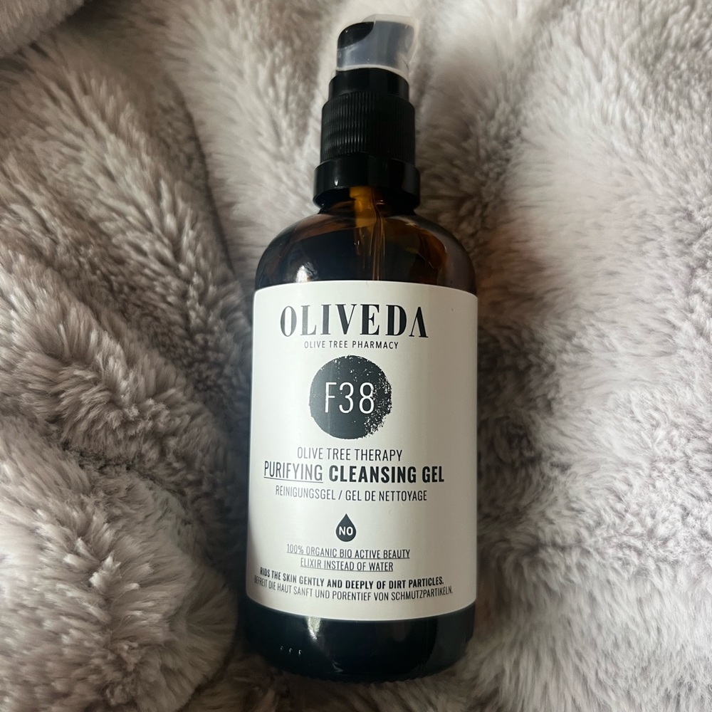 Oliveda Purifying Cleansing Gel